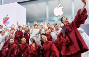 Tim Prepare dinner visita la Cina, partecipa all’evento del 50° anniversario di Apple e altro ancora