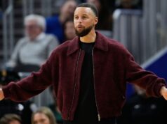 Stephen Curry in trasferta con i Warriors, che perdono altri due giocatori per almeno una settimana