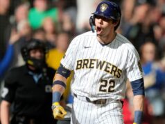 Riepilogo della MLB: Yelich fa un homer per coronare un rally di sei run mentre i Brewers battono i White Sox