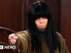 Traitors, Amandaland e Idris Elba si preparano per Comedian Reduction