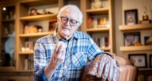 « Il nous a fait rire en masse le petit tabarnouche! » : Rodger Brulotte è stato un giocatore di tour formidabile se ricorda Claude Raymond