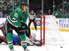 Les Stars veulento Garder Robertson