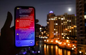 Uno studente americano salvato dal Medio Oriente descrive l’attività missilistica advert Abu Dhabi quando la gita scolastica è diventata “spaventosa”