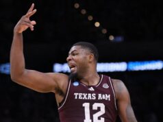 I 22 punti di Agee portano il numero 10 del Texas A&M oltre il numero 7 di Saint Mary’s