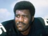 La leggenda della NFL “Imply” Joe Greene è vivo, dicono gli Steelers, dopo la bufala della morte on-line