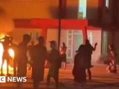 I manifestanti cubani saccheggiano l’ufficio comunista mentre la crisi energetica si aggrava