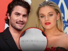 Chase Stokes si fa tatuare “Transferring Ahead” durante la divisione di Kelsea Ballerini
