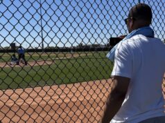 Batiste, l’assistente dei Raptors, ama trascorrere del tempo con il figlio più promettente del baseball