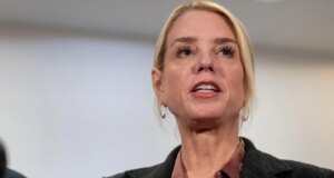 I sopravvissuti di Epstein fanno causa al governo e a Google per la divulgazione di informazioni personali