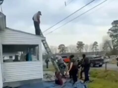 L’ICE afferma che la proprietaria di una casa del Maryland non ha dato la mancia ai migranti che ha assunto