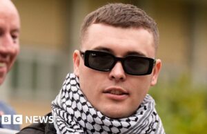 Il governo britannico perde l’appello per l’annullamento dell’accusa di terrorismo di Kneecap