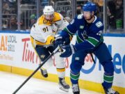 I Canucks tornano tardi per battere i Predators nella sparatoria