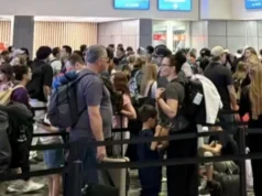 I CEO delle compagnie aeree inviano una lettera al Congresso per finanziare il DHS mentre i viaggiatori devono affrontare lunghe attese negli aeroporti