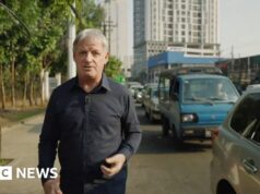 Lunghe code in Myanmar mentre la guerra con l’Iran alimenta la crisi