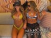 Haley e Hanna Cavinder riscaldano il dayclub di Las Vegas in minuscoli bikini