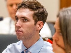 La squadra di difesa del presunto assassino di Charlie Kirk rivela chi sarà chiamato a testimoniare: i documenti del tribunale