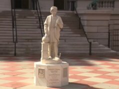 Trump ribalta le guerre delle statue del 2020 con la rinascita del monumento a Cristoforo Colombo