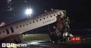 “Come se l’aereo fosse stato tagliato a metà”: testimoni oculari descrivono il caos dell’incidente del LaGuardia