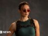 L’infortunio di Sophie Turner interrompe le riprese del programma televisivo Tomb Raider