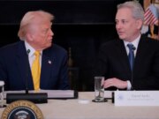 I consulenti di Trump avvertono della spirale nucleare in Iran e spingono per bombardare un nuovo canale per la navigazione marittima