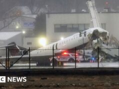 Come si è svolto l’incidente mortale all’aeroporto LaGuardia