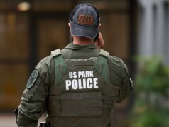 Due arrestati dopo che un agente della polizia di Park degli Stati Uniti ha sparato in un’apparente imboscata a Washington: rapporto