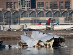 I federali indagano sull’allarmante incidente tra il jet dell’Alaska Airways e l’aereo FedEx nel trafficato aeroporto di Newark