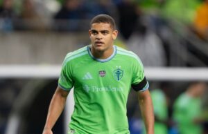 I Seattle Sounders firmano un nuovo contratto a lungo termine con Osaze De Rosario, figlio di Dwayne