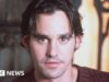 Nicholas Brendon, attore di Buffy l’ammazzavampiri, è morto all’età di 54 anni