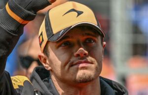 F1: la statua di fuoco di Lando Norris esposta al museo Tussauds di Londra