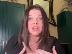 Amy Duggar King cube che sta con i bambini dopo l’arresto di Kendra Duggar