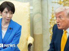 Trump fa un’osservazione a Pearl Harbor durante un incontro con il primo ministro giapponese