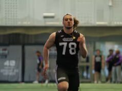 Diretto da due leggende della NFL, un giocatore del Quebec ha vissuto un’esperienza unica nel Colorado