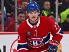 Cole Caufield si avvicina a 5 filetti di Nathan MacKinnon