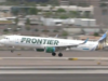 La minaccia di una bomba sui passeggeri innesca la risposta della polizia e l’evacuazione del volo Frontier sotto indagine