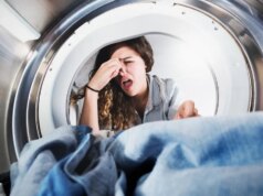 Ecco cosa causa l’odore nella lavatrice (e come eliminarlo)