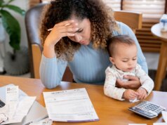 Una quota document di americani ha debiti con la carta di credito e non riesce a saldare le bollette