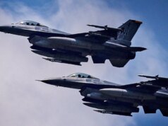 Aerei da caccia intercettano un aereo vicino al resort di Trump a Mar-a-Lago