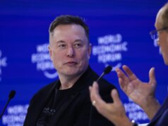 La Casa Bianca rifiuta l’offerta di Elon Musk di pagare i lavoratori della TSA durante la chiusura del DHS
