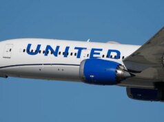 L’elicottero Black Hawk ha incrociato il percorso del volo United in California, cube la FAA