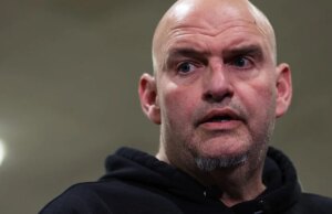 Il senatore democratico John Fetterman afferma che la guerra con l’Iran c’è stata "efficace"