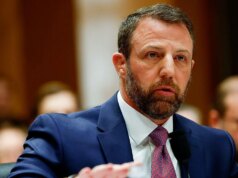 Markwayne Mullin confermato segretario del DHS con un voto 54-45 al Senato