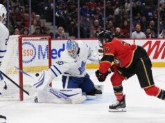 I senatori si lanciano presto su Leafs per raggiungere la vittoria