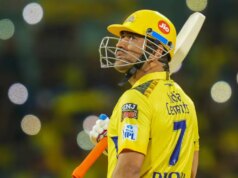 MS Dhoni cambia il suo numero di maglia da 7 a 8? Il suo submit suscita scalpore sui social media