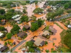 “By way of adesso”: le Hawaii colpite dalla peggiore inondazione degli ultimi 20 anni, migliaia di persone evacuate
