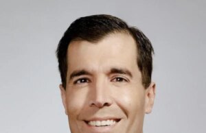 Il 6 gennaio gli operatori della polizia chiedono al giudice di lasciar procedere la causa sulla targa in Campidoglio