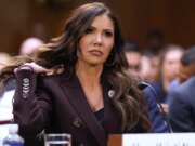 Kristi Noem, capo del DHS licenziato, deve affrontare un rinvio penale da parte dei democratici del Congresso