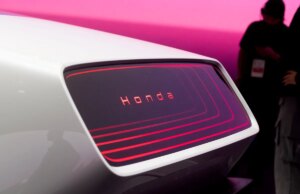 La Honda sta uccidendo i suoi veicoli elettrici e ogni possibilità di competere in futuro