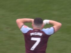 ‘Perfezione!’ | McGinn BEAUTY dà a Villa il vantaggio sul West Ham