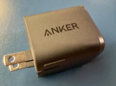 Questo caricabatterie per iPhone di Anker è dotato di un elegante show intelligente ed è in vendita